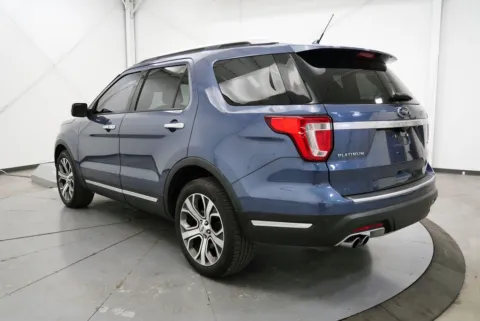 More photos of 2019 Ford Explorer Platinum at Chillicothe Truck, OH
