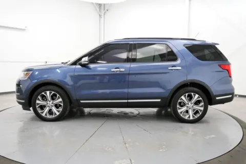 More photos of 2019 Ford Explorer Platinum at Chillicothe Truck, OH