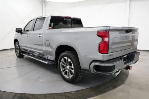 More photos of 2023 Chevrolet Silverado 1500 High Country at Chillicothe Truck, OH