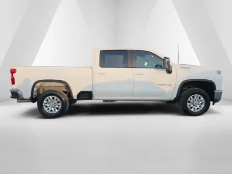 More photos of 2023 Chevrolet Silverado 2500HD LT at Chillicothe Truck, OH