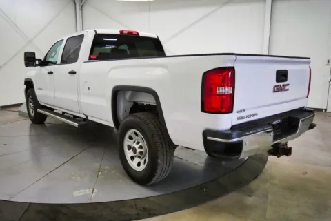 More photos of 2019 GMC Sierra 3500HD at Chillicothe Truck, OH