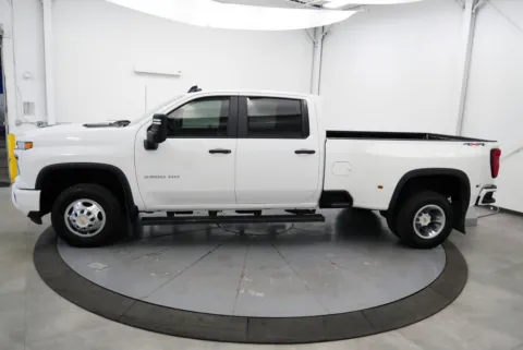 More photos of 2024 Chevrolet Silverado 3500HD Work Truck at Chillicothe Truck, OH