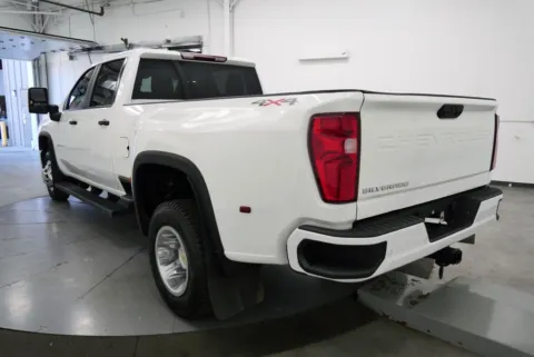 More photos of 2024 Chevrolet Silverado 3500HD Work Truck at Chillicothe Truck, OH