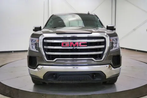 Photos of 2020 GMC Sierra 1500 SLE for sale in Chillicothe, OH at Chillicothe Truck