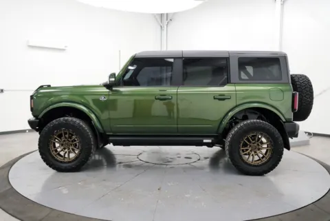 More photos of 2022 Ford Bronco Outer Banks at Chillicothe Truck, OH