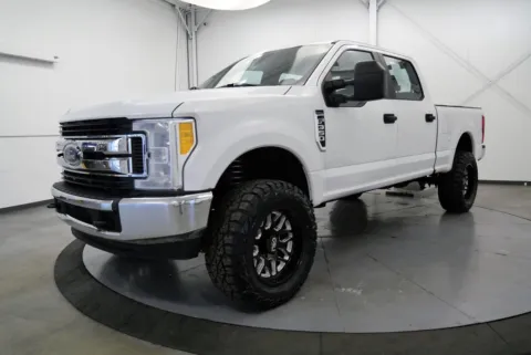 Another view of 2017 Ford F-350SD XL for sale in Chillicothe, OH at Chillicothe Truck