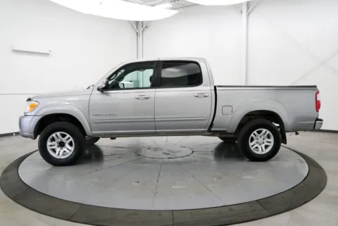 More photos of 2006 Toyota Tundra SR5 at Chillicothe Truck, OH