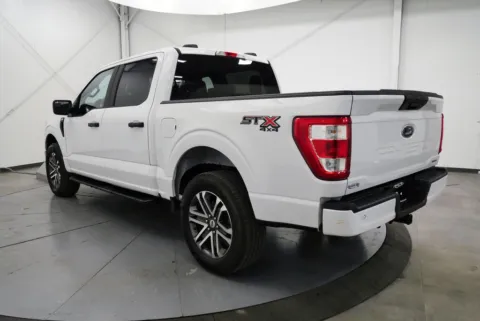More photos of 2021 Ford F-150 XL at Chillicothe Truck, OH