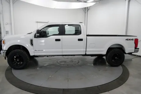 More photos of 2022 Ford F-350SD XL at Chillicothe Truck, OH