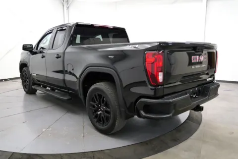 More photos of 2023 GMC Sierra 1500 Elevation at Chillicothe Truck, OH