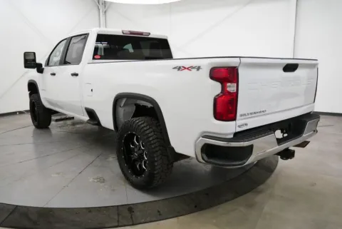 More photos of 2024 Chevrolet Silverado 2500HD Work Truck at Chillicothe Truck, OH