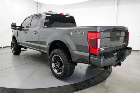 More photos of 2020 Ford F-250SD Lariat at Chillicothe Truck, OH