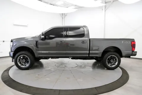 More photos of 2020 Ford F-250SD Lariat at Chillicothe Truck, OH
