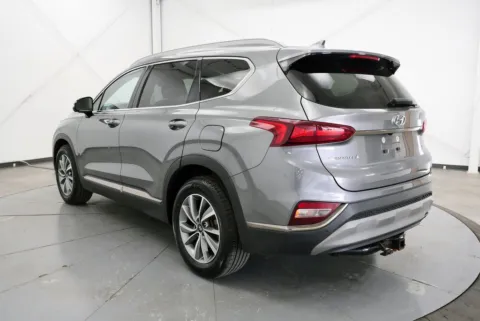 More photos of 2020 Hyundai Santa Fe Limited at Chillicothe Truck, OH