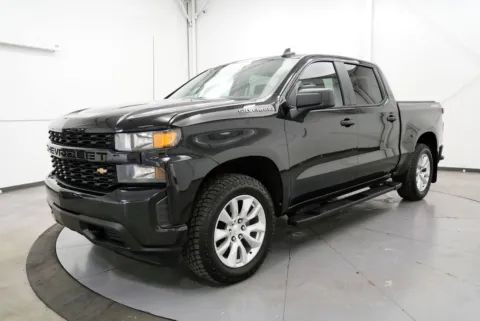 Another view of 2020 Chevrolet Silverado 1500 Custom for sale in Chillicothe, OH at Chillicothe Truck