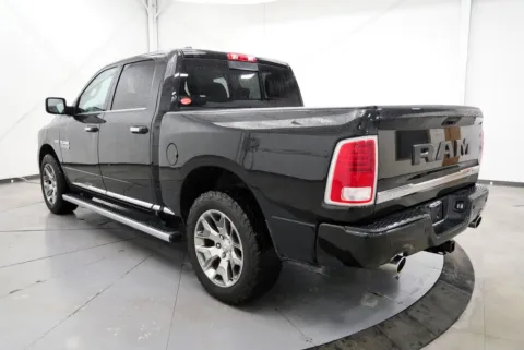 More photos of 2017 Ram 1500 Limited at Chillicothe Truck, OH