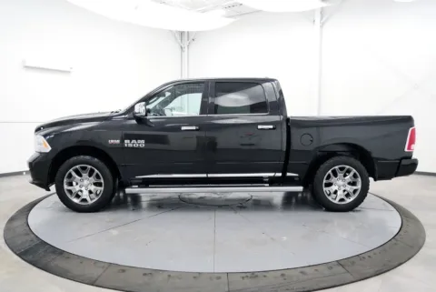 More photos of 2017 Ram 1500 Limited at Chillicothe Truck, OH