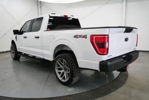 More photos of 2022 Ford F-150 XL at Chillicothe Truck, OH