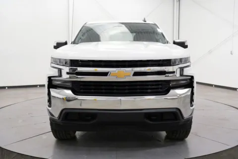 Photos of 2021 Chevrolet Silverado 1500 LT for sale in Chillicothe, OH at Chillicothe Truck