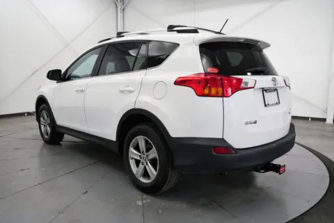 More photos of 2015 Toyota RAV4 XLE at Chillicothe Truck, OH