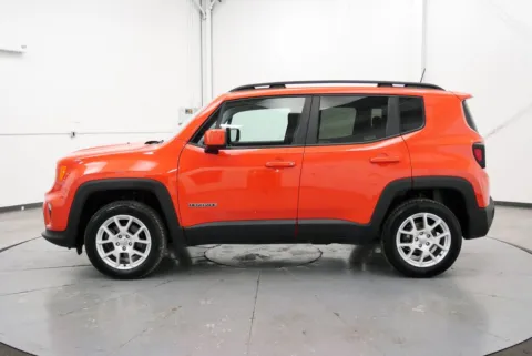 More photos of 2021 Jeep Renegade Latitude at Chillicothe Truck, OH