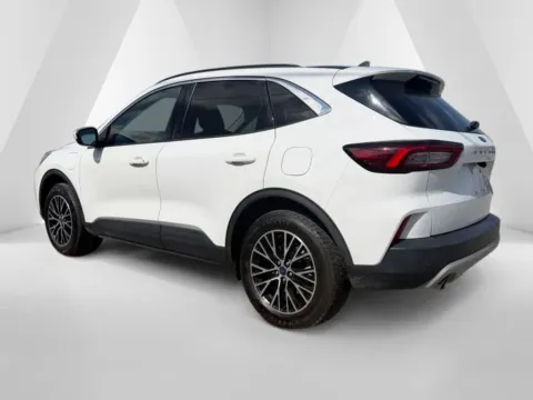 More photos of 2023 Ford Escape Plug-In Hybrid at Chillicothe Truck, OH