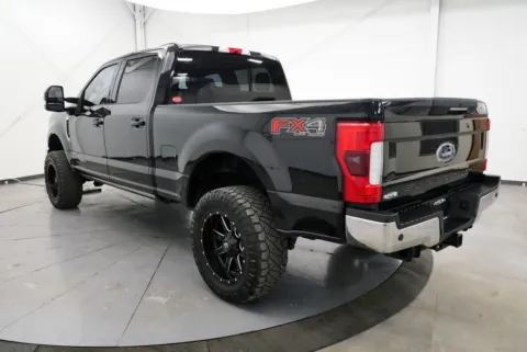 More photos of 2018 Ford F-250SD Lariat at Chillicothe Truck, OH