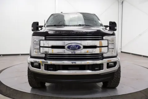 Photos of 2018 Ford F-250SD Lariat for sale in Chillicothe, OH at Chillicothe Truck
