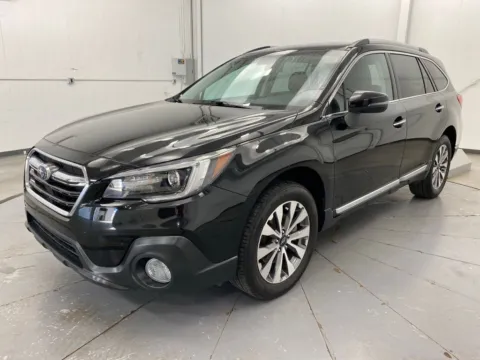 Another view of 2018 Subaru Outback 2.5i for sale in Chillicothe, OH at Chillicothe Truck