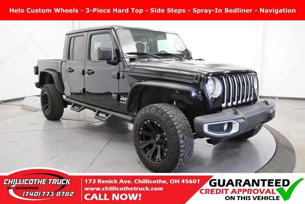 Black 2023 Jeep Gladiator Overland for sale in Chillicothe, OH