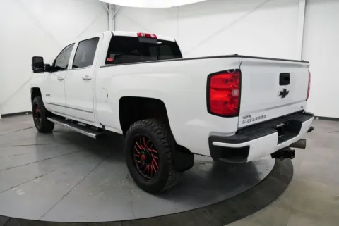 More photos of 2017 Chevrolet Silverado 2500HD LTZ at Chillicothe Truck, OH