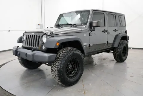Another view of 2017 Jeep Wrangler Unlimited Sport for sale in Chillicothe, OH at Chillicothe Truck
