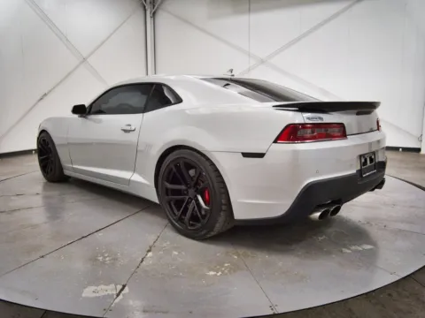 More photos of 2015 Chevrolet Camaro SS at Chillicothe Truck, OH