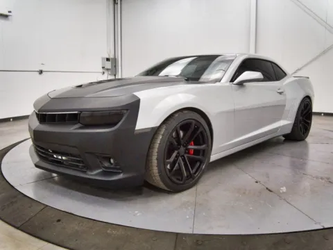 Another view of 2015 Chevrolet Camaro SS for sale in Chillicothe, OH at Chillicothe Truck