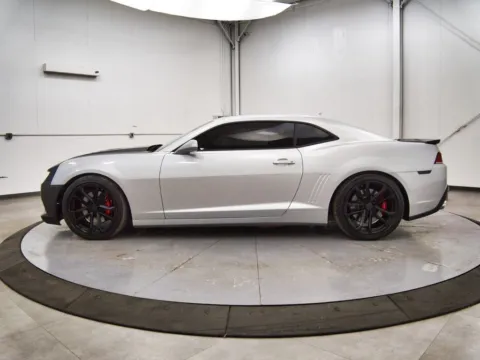 More photos of 2015 Chevrolet Camaro SS at Chillicothe Truck, OH