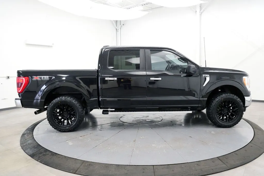 2022 Ford F-150 XLT - Photo 8