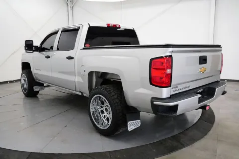More photos of 2018 Chevrolet Silverado 1500 Custom at Chillicothe Truck, OH