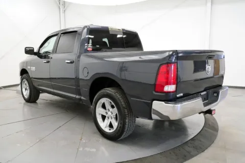 More photos of 2017 Ram 1500 SLT at Chillicothe Truck, OH