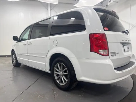 More photos of 2014 Dodge Grand Caravan SE 30th Anniversary at Chillicothe Truck, OH