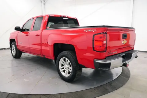 More photos of 2016 Chevrolet Silverado 1500 LT at Chillicothe Truck, OH