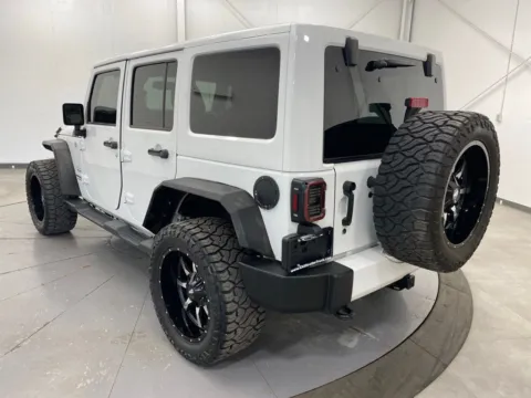 More photos of 2016 Jeep Wrangler Unlimited Sahara at Chillicothe Truck, OH