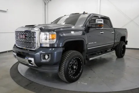 Another view of 2018 GMC Sierra 2500HD Denali for sale in Chillicothe, OH at Chillicothe Truck