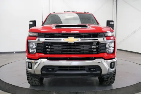 Photos of 2025 Chevrolet Silverado 3500HD LT for sale in Chillicothe, OH at Chillicothe Truck