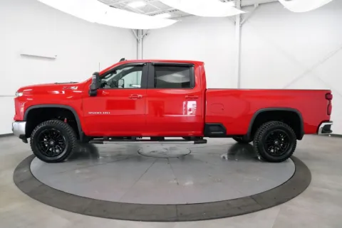More photos of 2025 Chevrolet Silverado 3500HD LT at Chillicothe Truck, OH