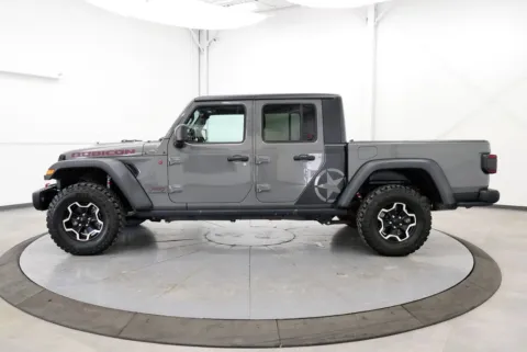 More photos of 2021 Jeep Gladiator Rubicon at Chillicothe Truck, OH