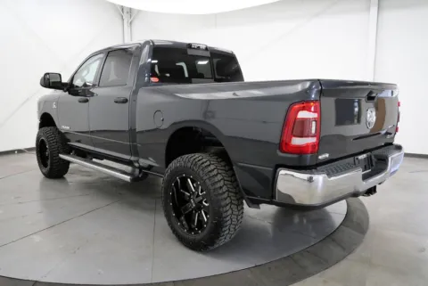 More photos of 2020 Ram 2500 Tradesman at Chillicothe Truck, OH