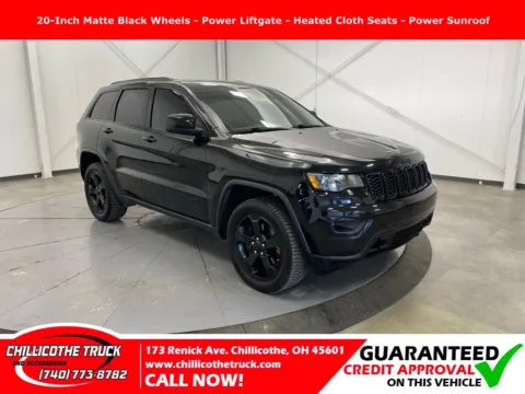 Black 2021 Jeep Grand Cherokee Laredo for sale in Chillicothe, OH