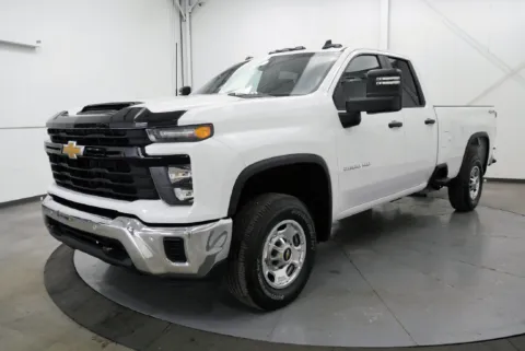 More photos of 2025 Chevrolet Silverado 2500 HD Work Truck at Chillicothe Truck, OH
