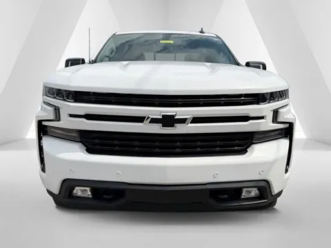 Photos of 2019 Chevrolet Silverado 1500 RST for sale in Chillicothe, OH at Chillicothe Truck