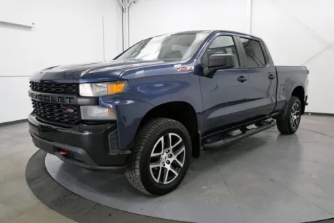 Another view of 2019 Chevrolet Silverado 1500 Custom Trail Boss for sale in Chillicothe, OH at Chillicothe Truck